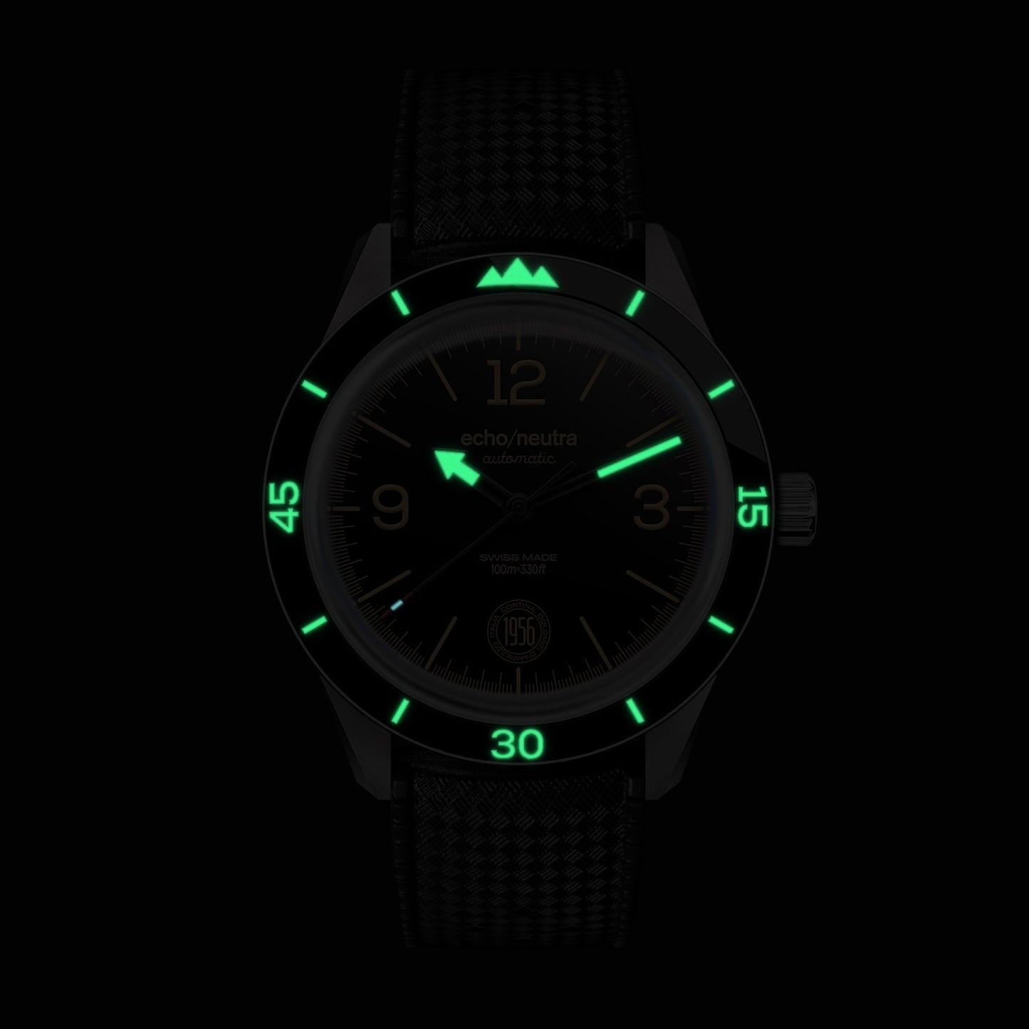 ECO/NEUTRA: CORTINA 1956 3H NEGRO
