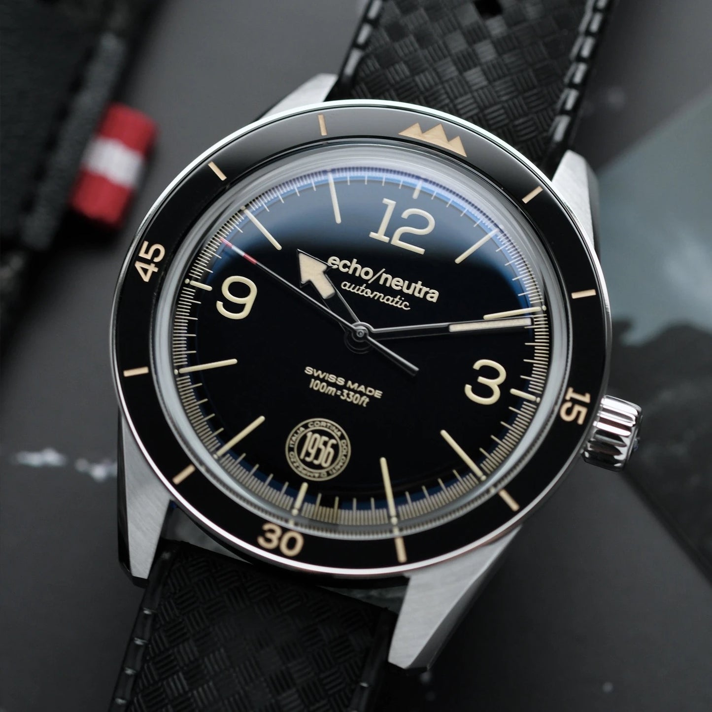 ECO/NEUTRA: CORTINA 1956 3H NEGRO
