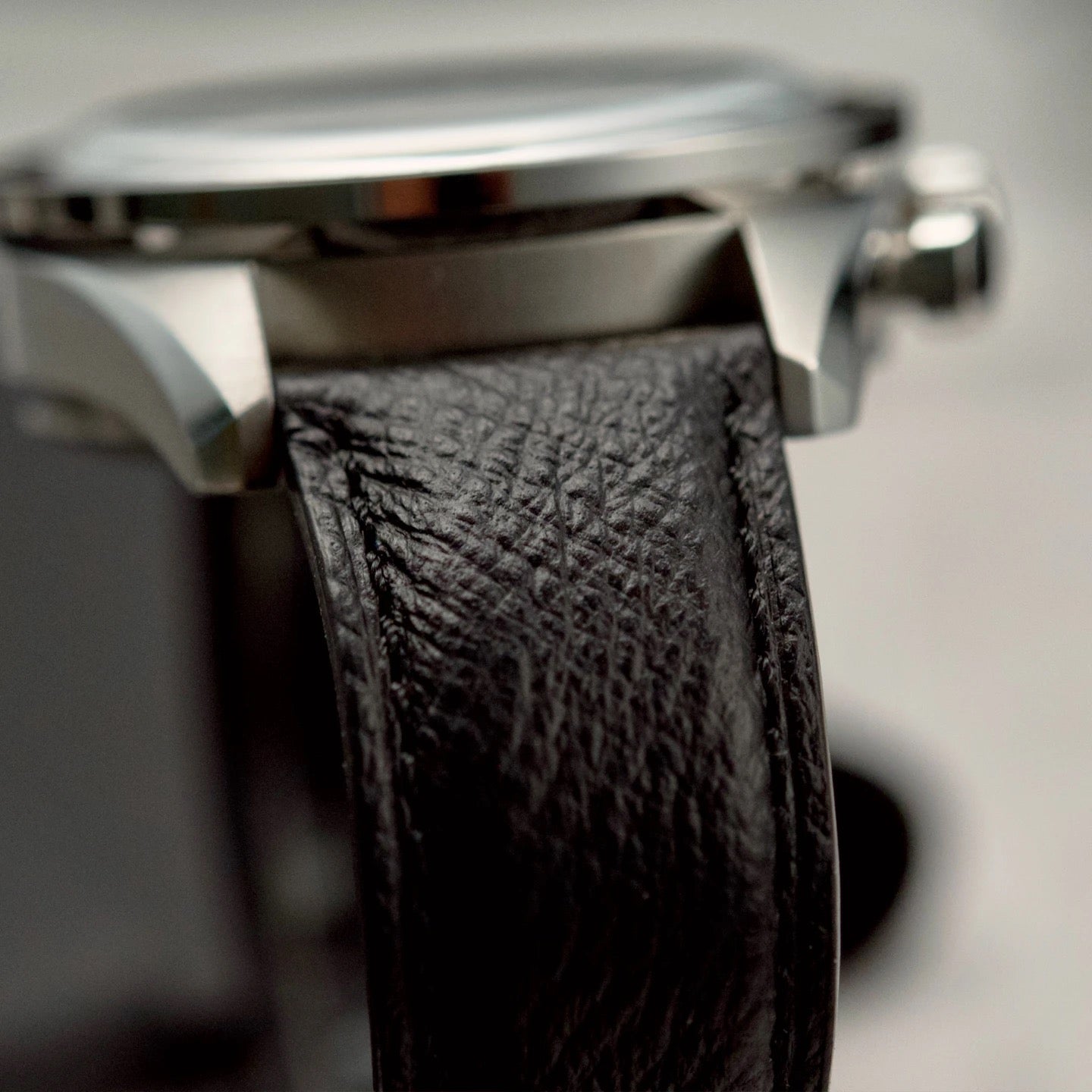 ECHO/NEUTRA: CORTINA 1956 - CRONÓGRAFO NEGRO