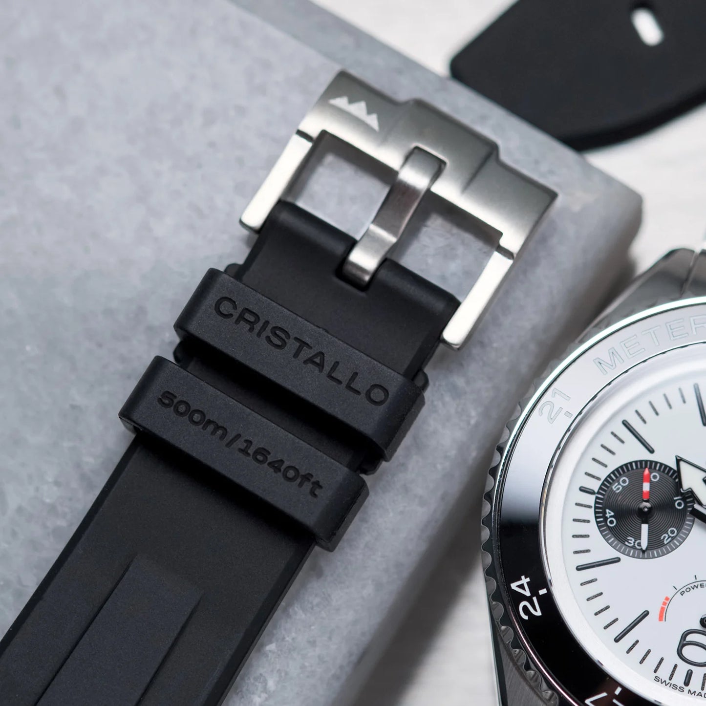 ECHO/NEUTRA : CRISTALLO PROFESSIONAL DIVER BLANC