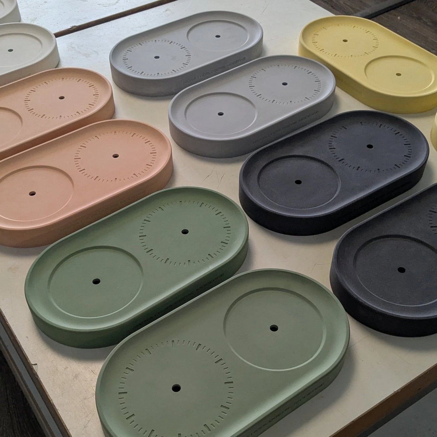 MONA : HORLOGE