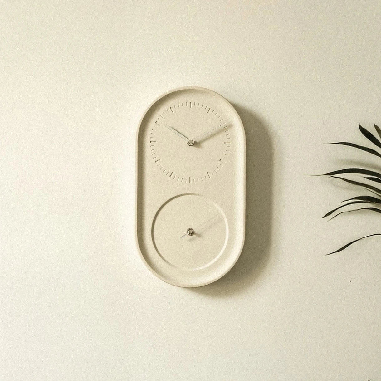 MONA : HORLOGE