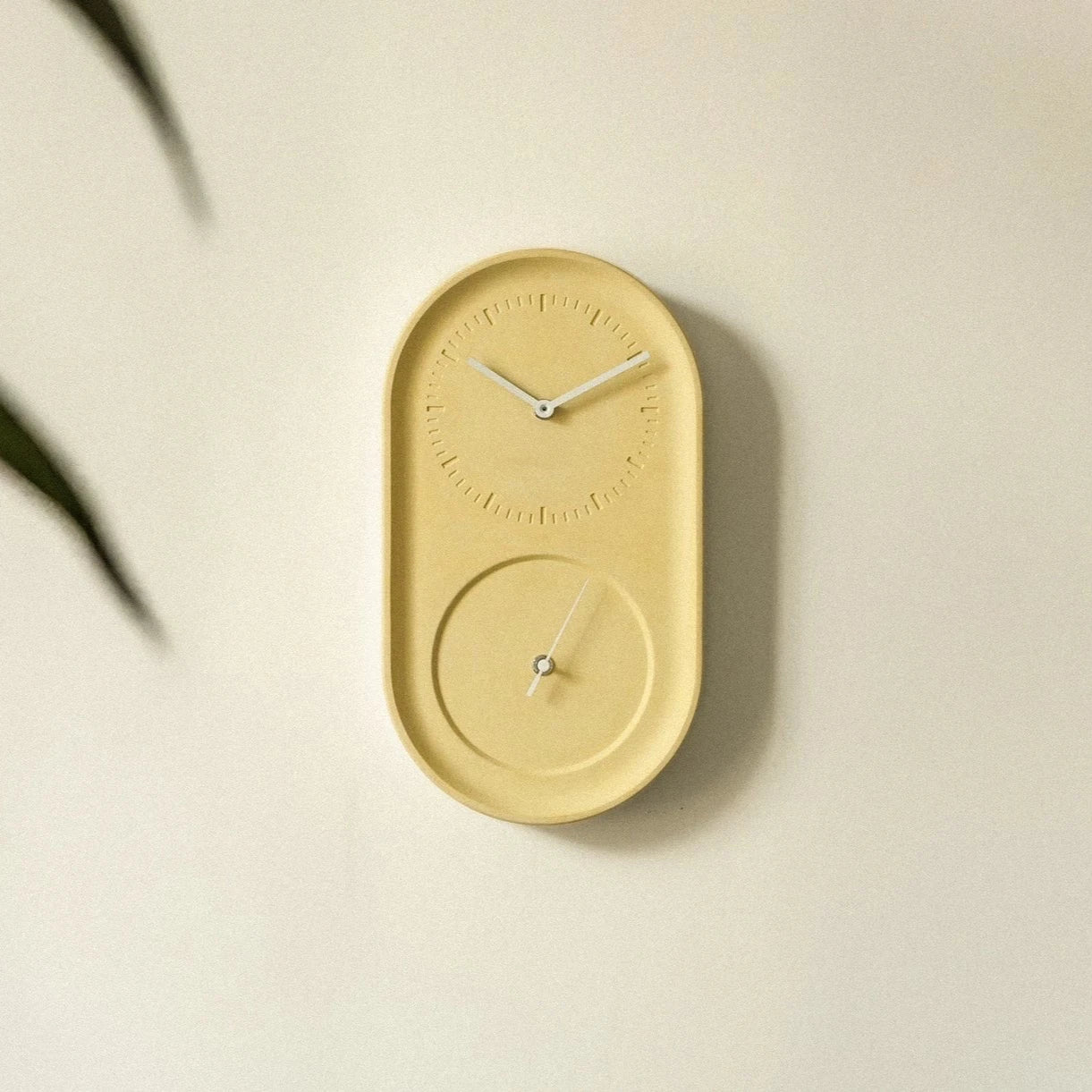 MONA : HORLOGE