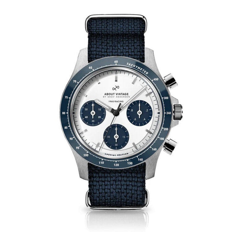 AV86 : 1960 RACING CHRONOGRAPHE - STEEL / NAVY & WHITE
