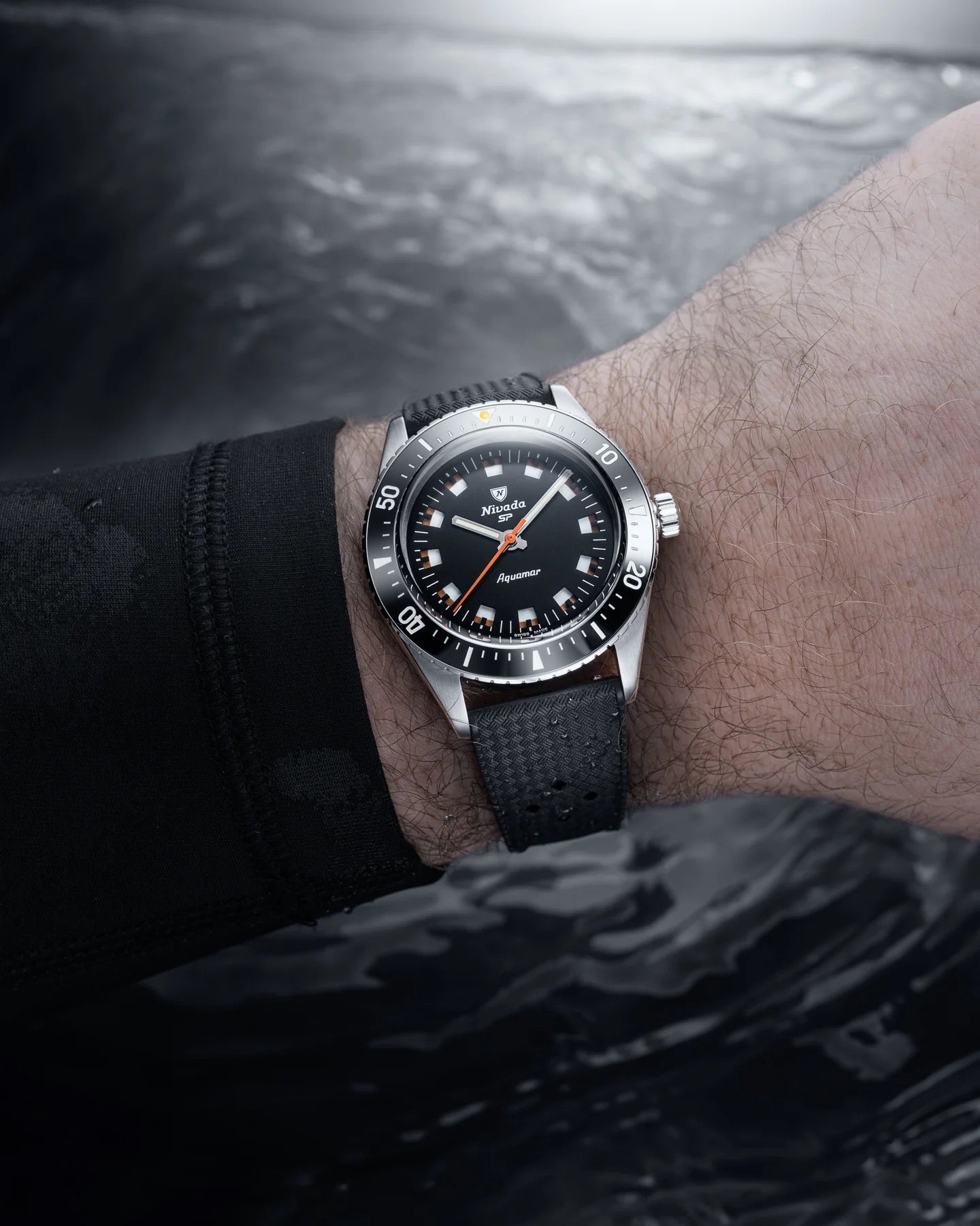 NIVADA GRENCHEN : AQUAMAR BLACK