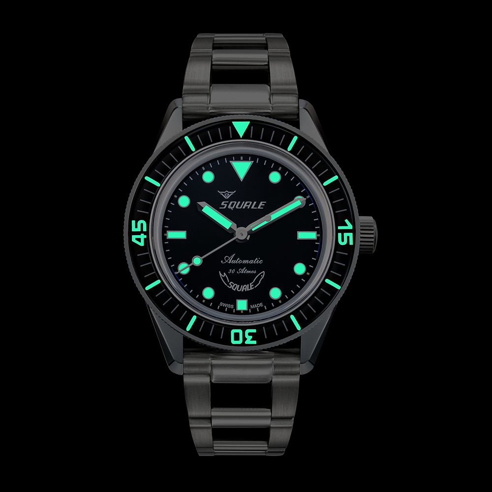 Squale SUB-37 Légende — bracelet acier ajouré — luminescence nocturne