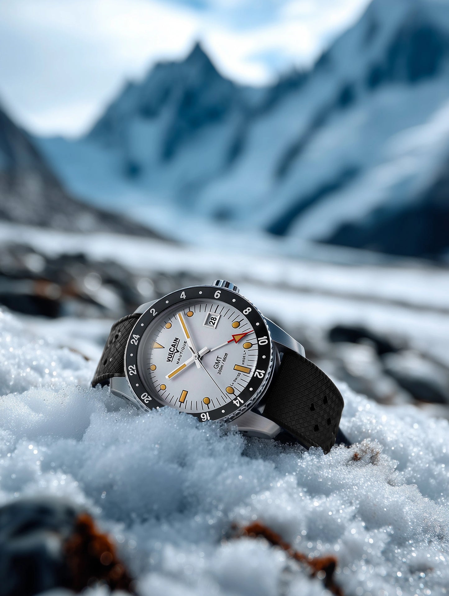 VULCAIN : SKINDIVER GMT BLANC - LUMINOVA BEIGE