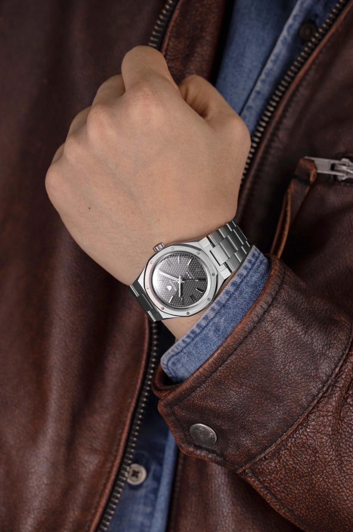 NIVADA GRANCHEN: F77 TITANIUM ANTHRACITE - WITHOUT DATE