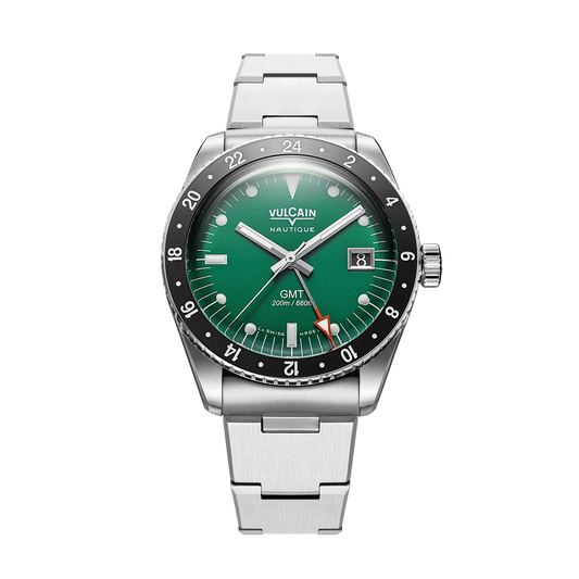 Vue de face sur acier vintage – Vulcain Skindiver Nautique GMT verte