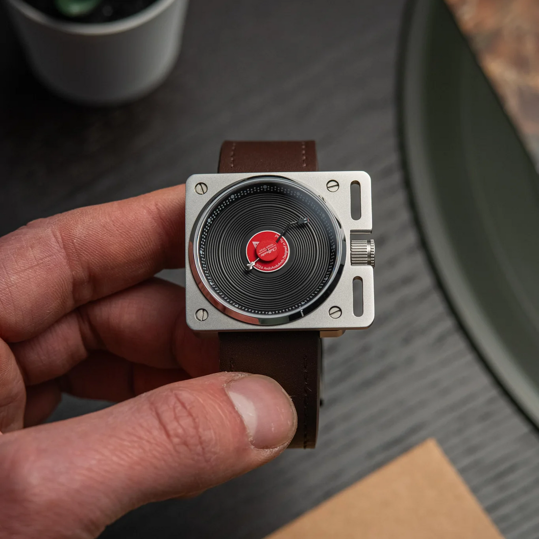 AndoAndoAndo : les montres vinyles arrivent à Toulouse, chez PAUSE Montres