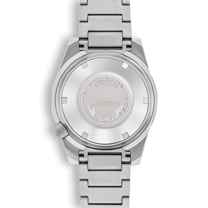 Squale 1521 Black Blasted — Acier sablé — détail de la montre