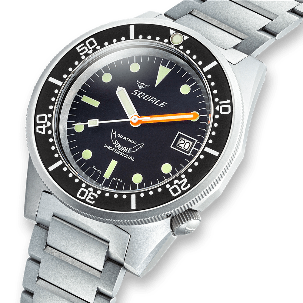 Squale 1521 Black Blasted — Acier sablé — détail de la montre