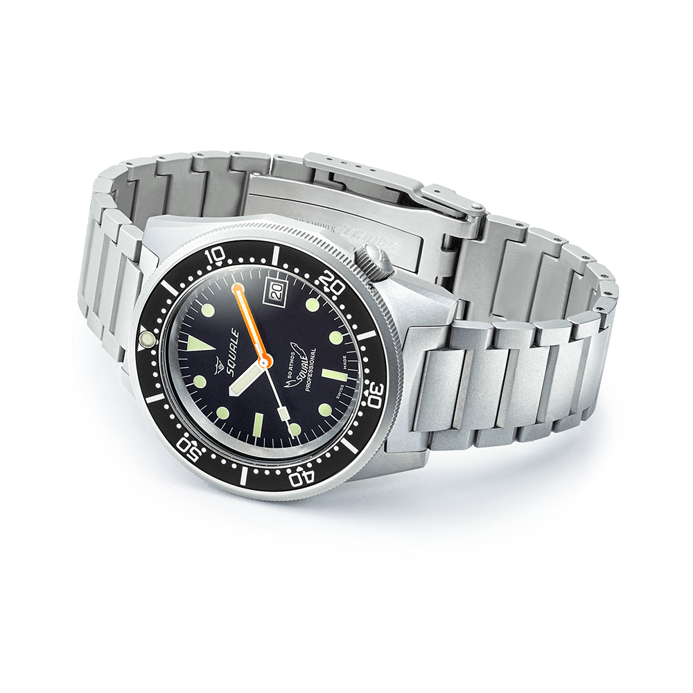 Squale 1521 Black Blasted — Acier sablé — détail de la montre