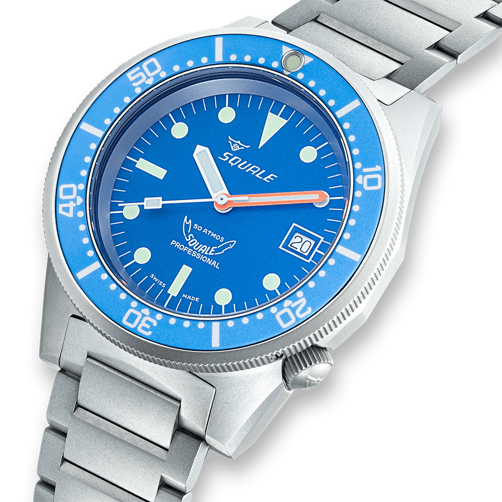 Squale 1521 Blue Blasted — Acier sablé — détail de la montre