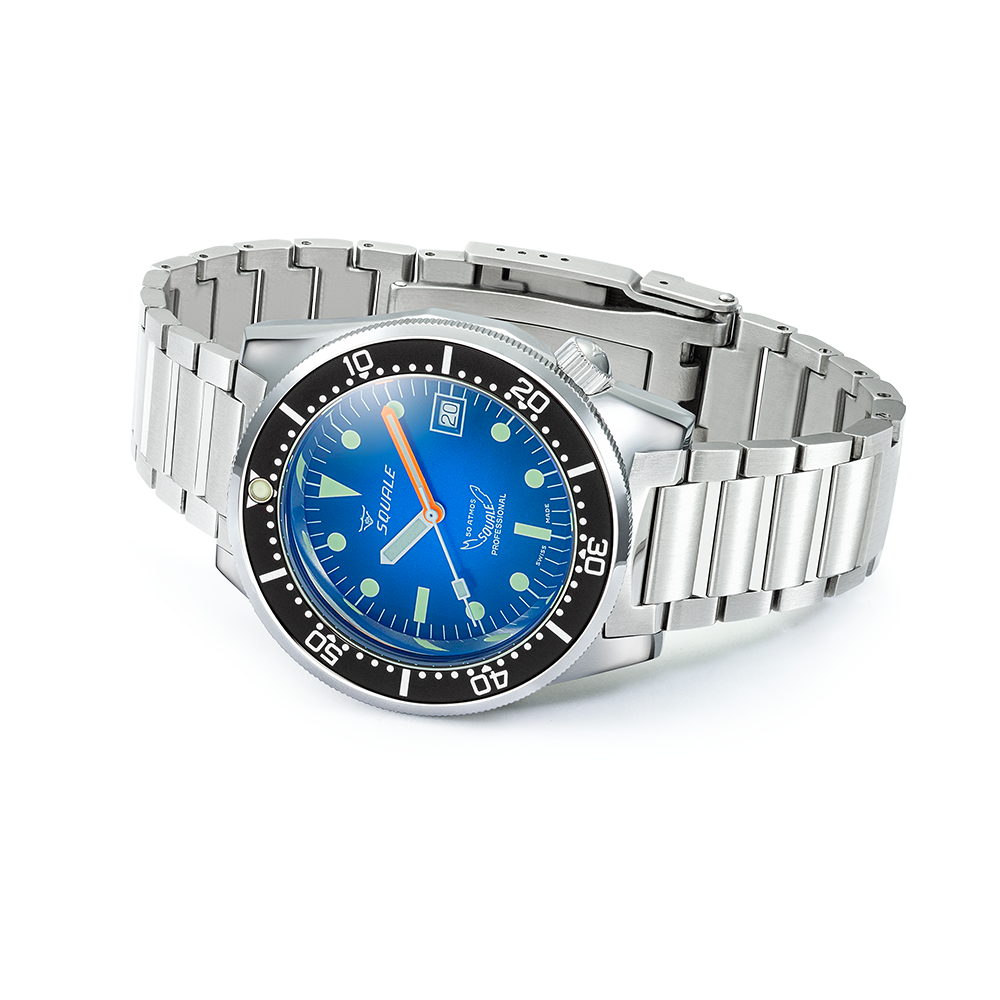 Squale 1521 Blue Ray — Acier — détail de la montre