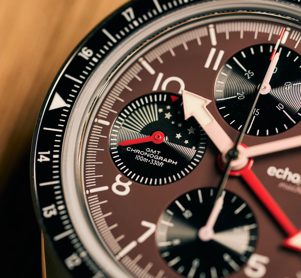 Montre Echo/Neutra : 1956 Chronographe GMT Purple