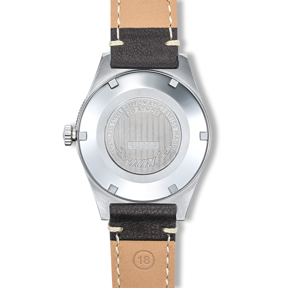 Squale Super Squale Big Arrows noire — bracelet cuir noir — vue de dos