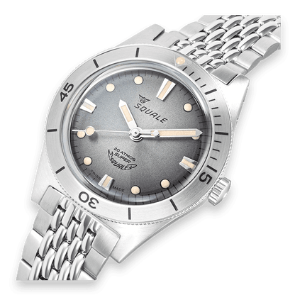 Squale Super Squale Sunray grise — bracelet acier — détail du cadran