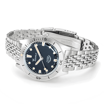 Squale Super Squale Sunray noire — bracelet acier — vue de trois quarts