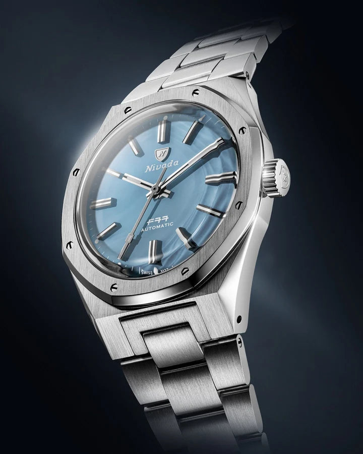 Montre Nivada Grenchen : F77 MKII Agate Bleue Édition Limitée 100 ans