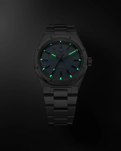 Montre Nivada Grenchen : F77 MKII Agate Bleue Édition Limitée 100 ans