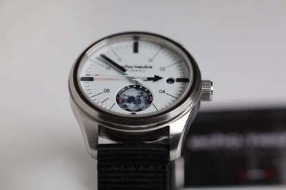 MONTRE ECHO/NEUTRA : AVERAU 39 "BIG MOON" BLANCHE