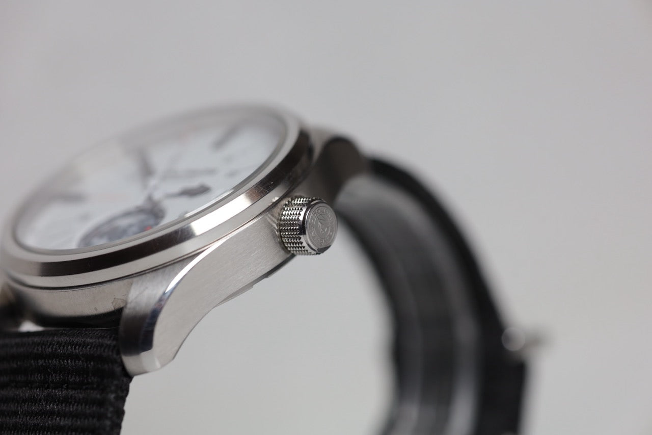 MONTRE ECHO/NEUTRA : AVERAU 39 "BIG MOON" BLANCHE