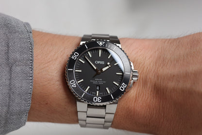 Montre Oris : Aquis Date Matte Black 01 733 7730 4124 07 8 24 05EB
