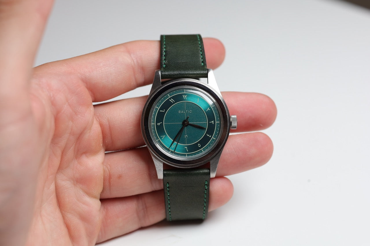 Montre Baltic x Perpetuel : HMS 002 Vert Édition Limitée n°19/71