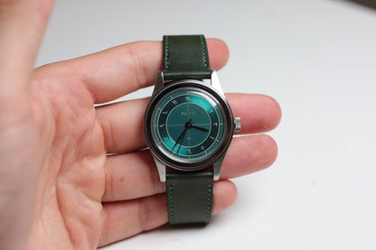 Montre Baltic x Perpetuel : HMS 002 Vert Édition Limitée n°19/71