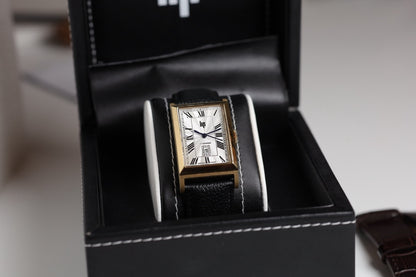 Montre LIP : Churchill T26 Automatique Dorée 671935