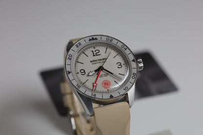 Montre Echo/Neutra : Cortina 1956 GMT Ivoire