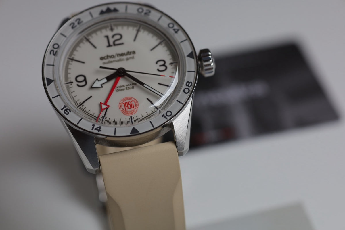 Montre Echo/Neutra : Cortina 1956 GMT Ivoire