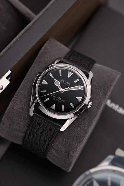 NIVADA GRENCHEN : SUPER ANTARCTIC 35 MM BLACK WHITE LUMINOVA