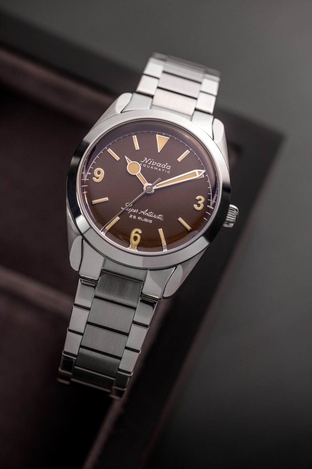 NIVADA GRENCHEN: SUPER ANTARCTIC