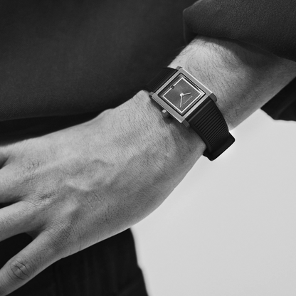 ECHO/NEUTRA : RIVANERA PICCOLO NOIRE GB