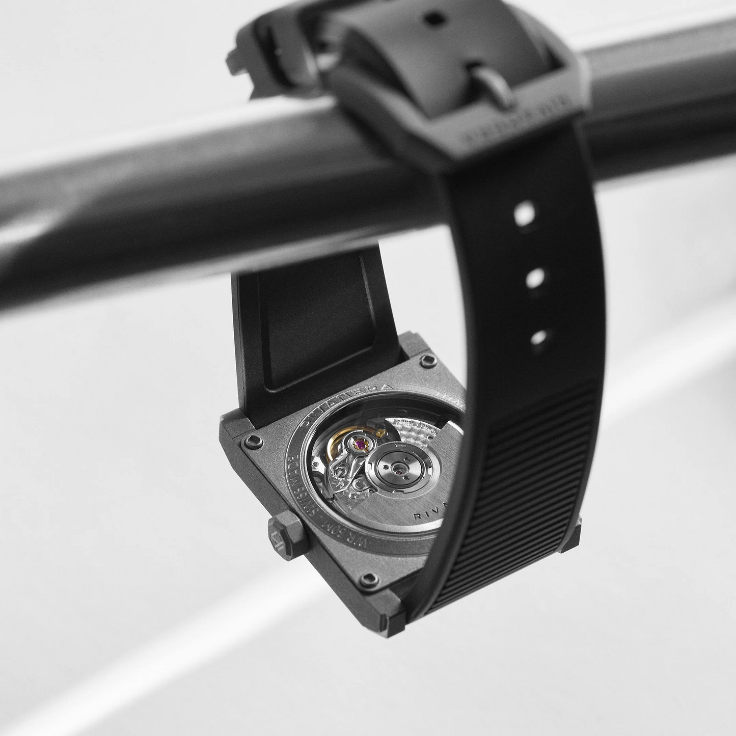 ECHO/NEUTRA : RIVANERA PICCOLO BLANCHE GW