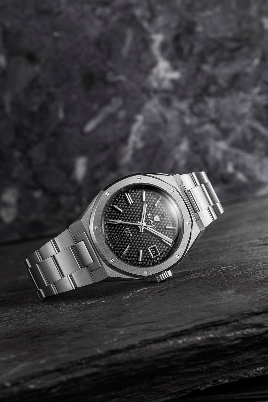 MONTRE NIVADA GRENCHEN F77 NOIR MARK 2 38MM