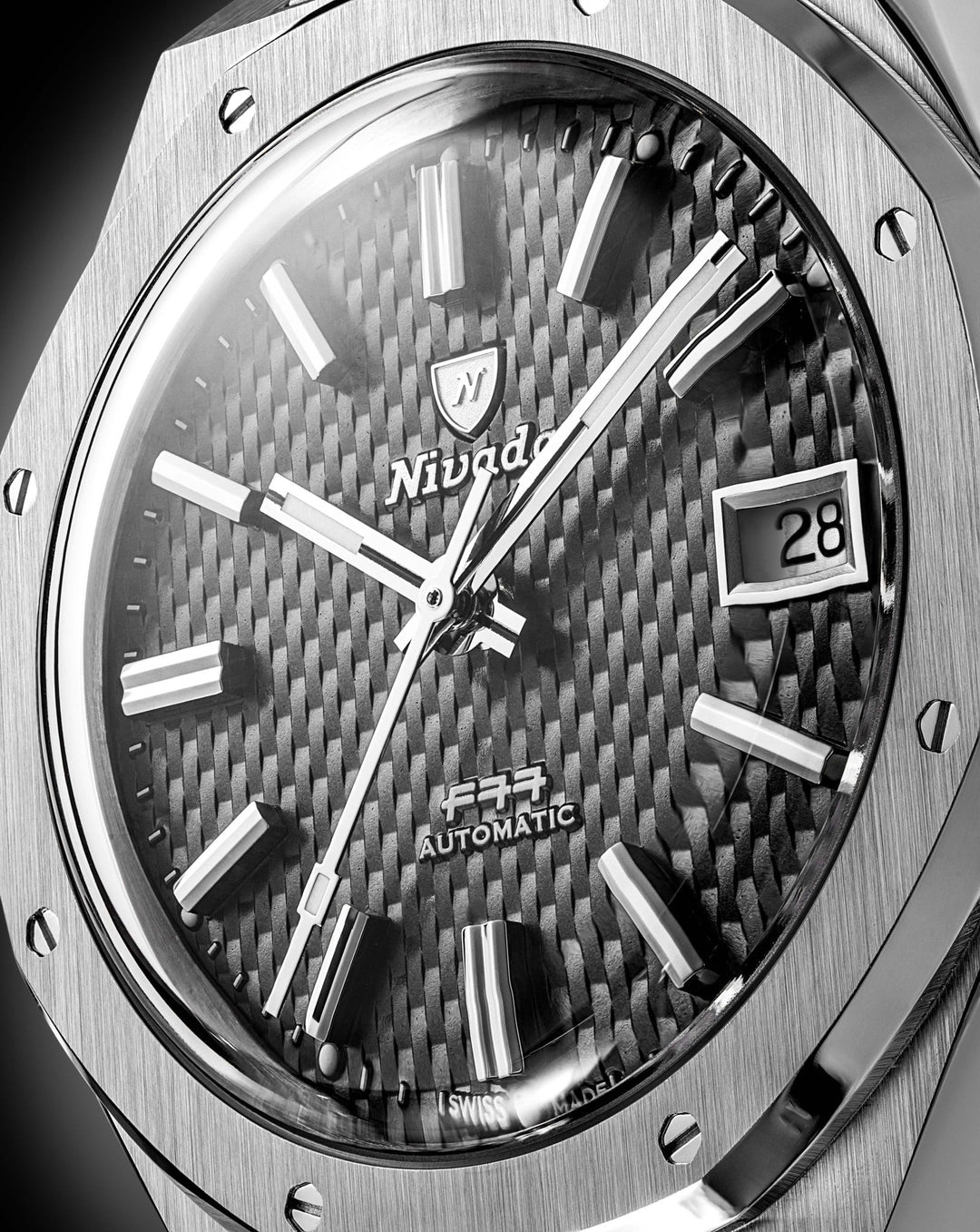 MONTRE NIVADA GRENCHEN F77 GRIS MARK 2 38MM