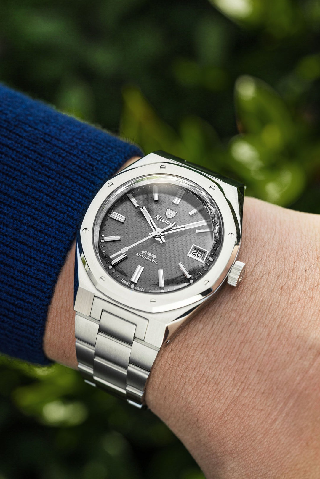 MONTRE NIVADA GRENCHEN F77 GRIS MARK 2 38MM