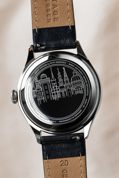 AV86 : 1968 MECHANICAL STEEL WHITE