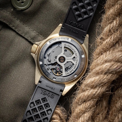 RELOJ YEMA: SUPERMAN BRONCE NEGRO 10CM