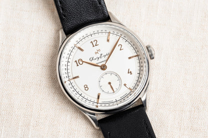 AV86 : 1968 MECHANICAL STEEL WHITE & ROSE GOLD