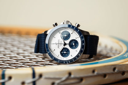 AV86 : 1960 RACING CHRONOGRAPHE - STEEL / NAVY & WHITE