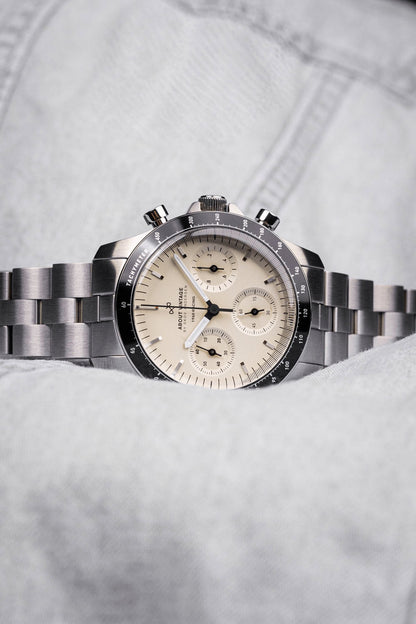 AV86 : 1960 RACING CHRONOGRAPHE - STEEL / OFF WHITE