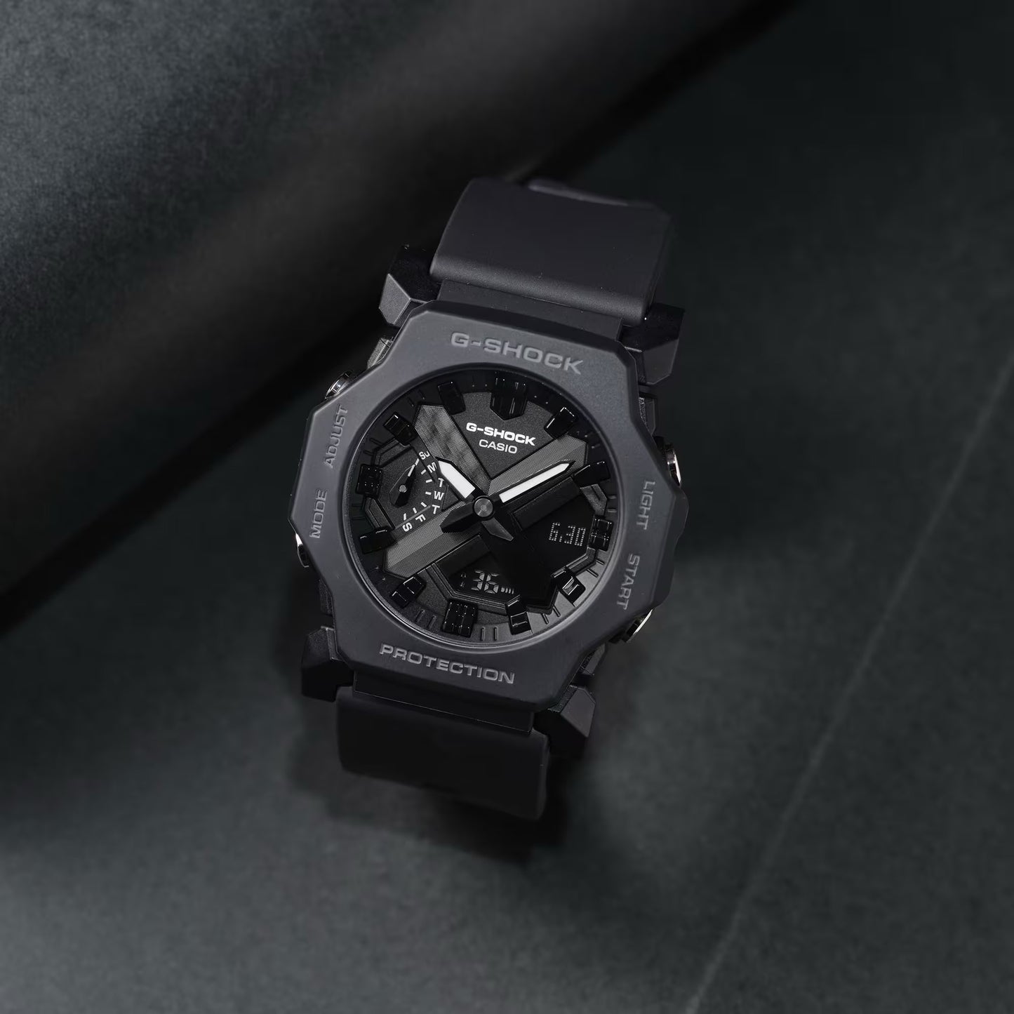 G-SHOCK: GA-2100-1A1ER