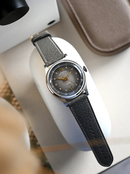 GUSTAVE : LÉON 12H GRIS