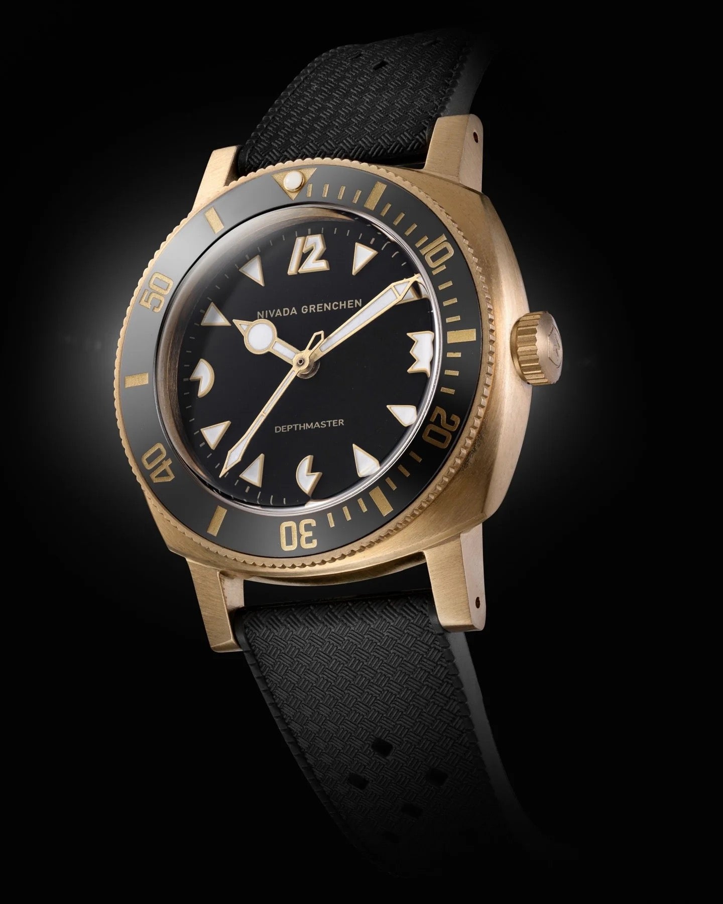 NIVADA GRENCHEN : DEPTHMASTER BRONZE PACMAN