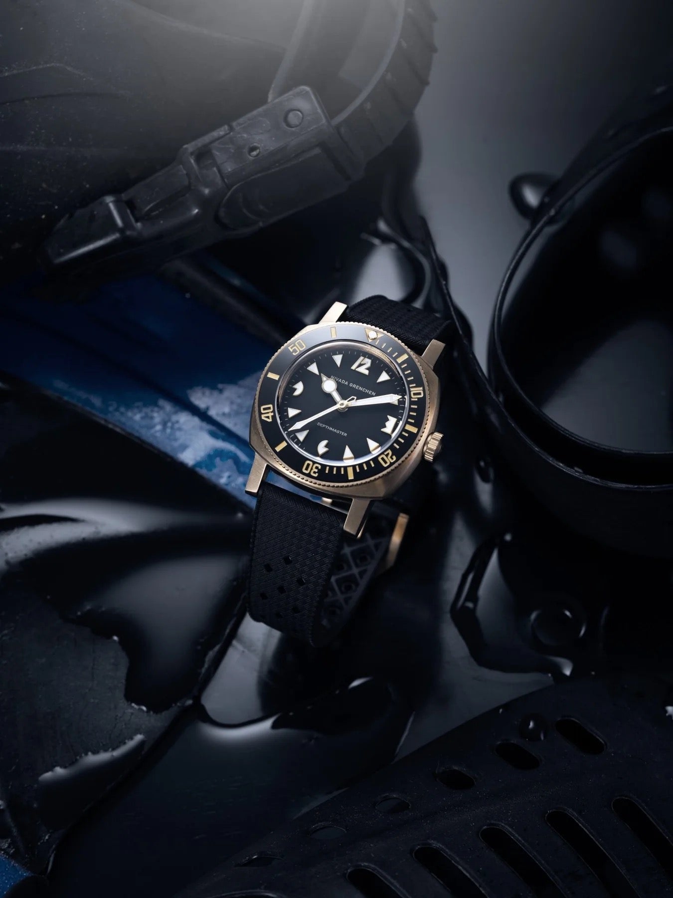 NIVADA GRENCHEN : DEPTHMASTER BRONZE PACMAN