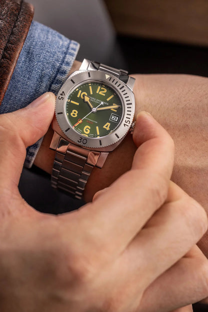 NIVADA GRENCHEN : DEPTHMASTER GREEN DATE